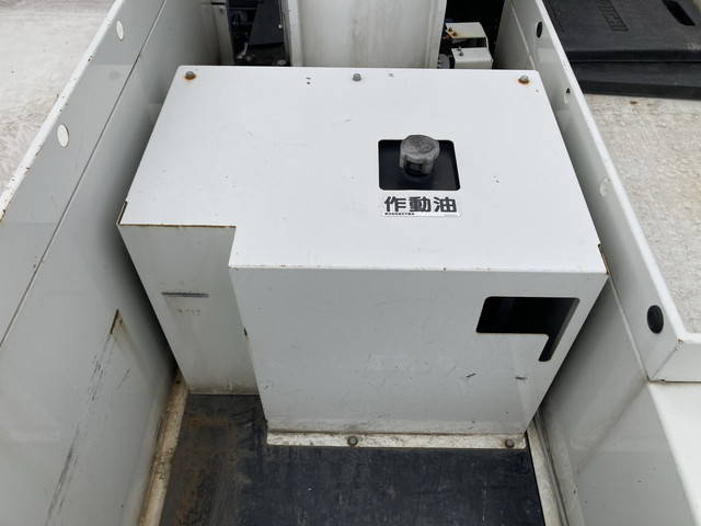 いすゞエルフ高所作業車小型（2t・3t）[写真13]