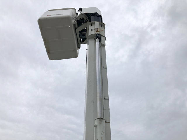 いすゞエルフ高所作業車小型（2t・3t）[写真16]