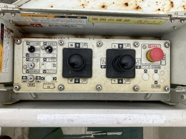 いすゞエルフ高所作業車小型（2t・3t）[写真18]