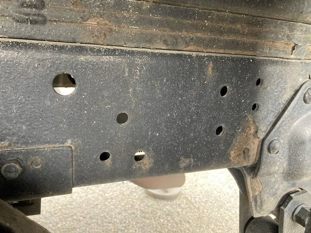 いすゞエルフ高所作業車小型（2t・3t）[写真26]