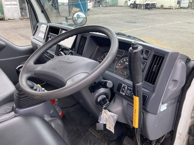 いすゞエルフ高所作業車小型（2t・3t）[写真33]