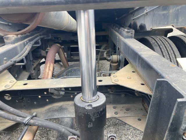 いすゞエルフセーフティローダー小型（2t・3t）[写真19]