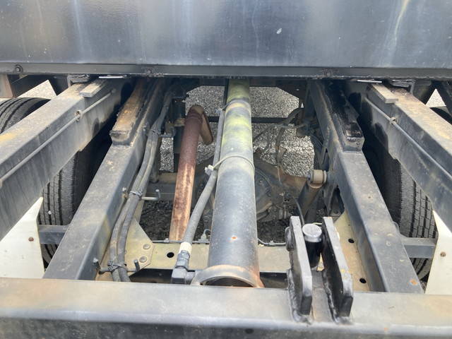 いすゞエルフセーフティローダー小型（2t・3t）[写真20]