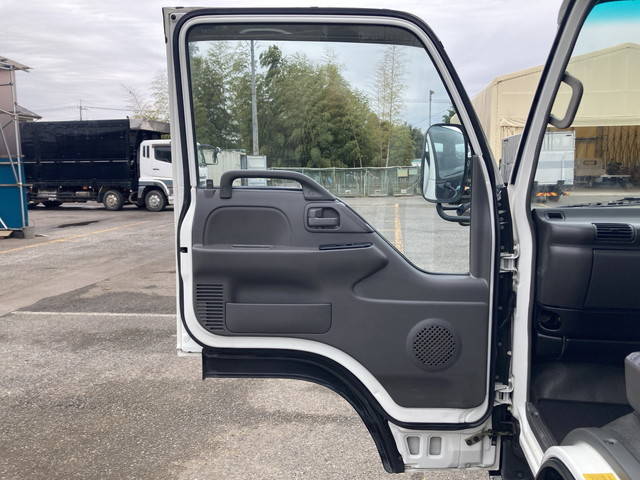 いすゞエルフセーフティローダー小型（2t・3t）[写真29]