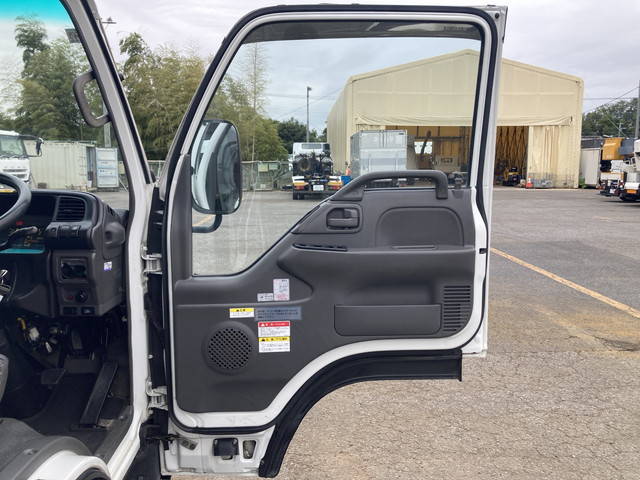 いすゞエルフセーフティローダー小型（2t・3t）[写真30]