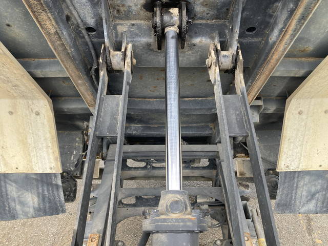 日野レンジャー深ダンプ（土砂禁ダンプ）中型（4t）[写真18]