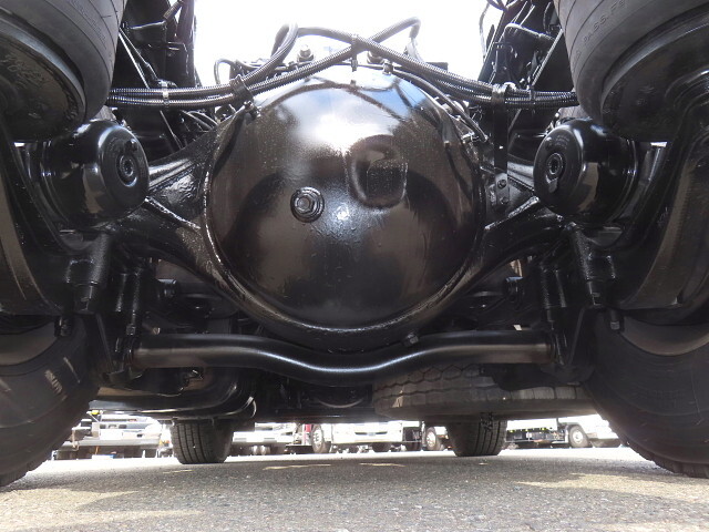 いすゞギガトレーラーヘッド（トラクターヘッド）大型（10t）[写真10]