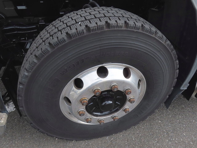 いすゞギガトレーラーヘッド（トラクターヘッド）大型（10t）[写真13]