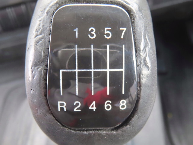 いすゞギガトレーラーヘッド（トラクターヘッド）大型（10t）[写真23]