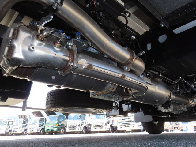 日野レンジャー冷凍車（冷蔵車）中型（4t）[写真12]