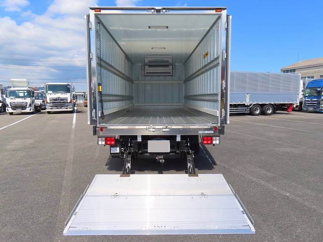 日野レンジャー冷凍車（冷蔵車）中型（4t）[写真06]