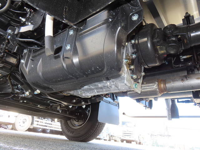 日野レンジャー冷凍車（冷蔵車）中型（4t）[写真08]