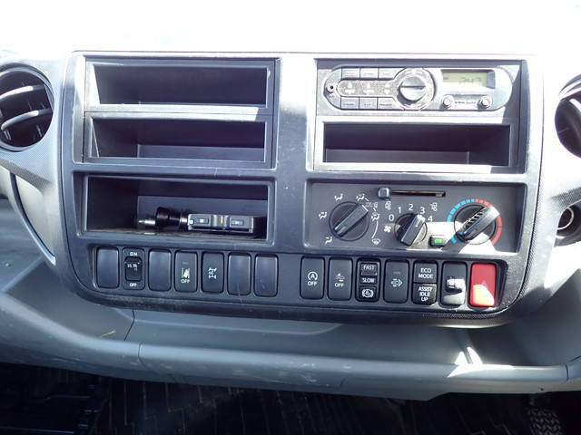 日野デュトロセーフティローダー小型（2t・3t）[写真32]