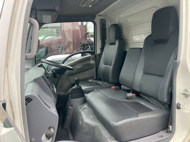 日産アトラスパネルウイング小型（2t・3t）[写真28]