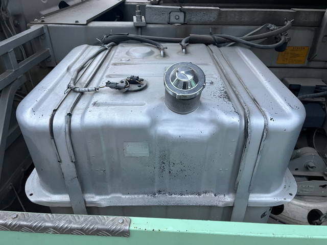 いすゞギガダンプ大型（10t）[写真24]