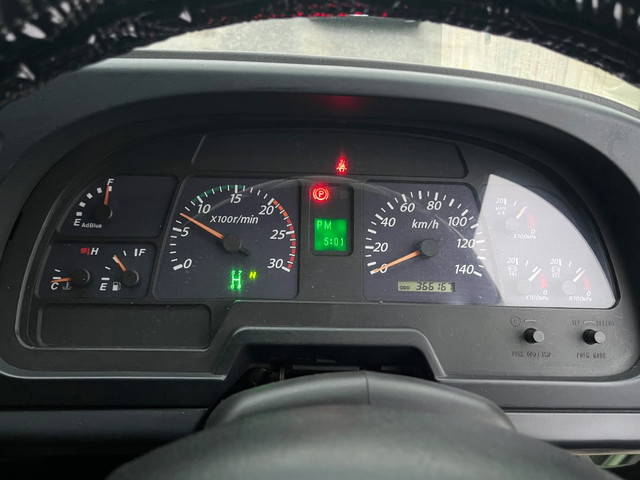 いすゞギガダンプ大型（10t）[写真34]