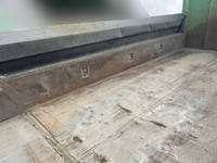 いすゞギガダンプ大型（10t）[写真12]