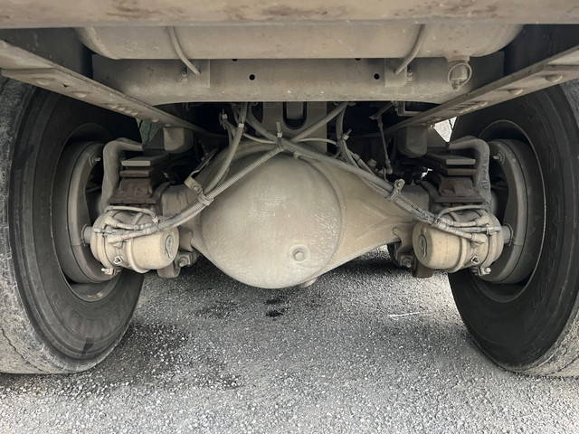 いすゞギガダンプ大型（10t）[写真24]