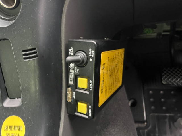 いすゞギガダンプ大型（10t）[写真36]