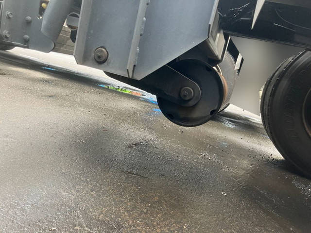 UDトラックスクオンコンテナ専用車大型（10t）[写真11]