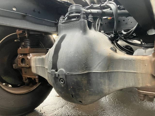 UDトラックスクオンコンテナ専用車大型（10t）[写真19]