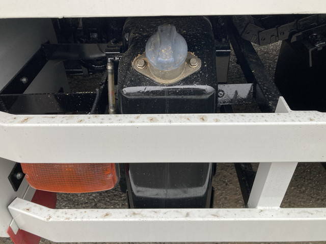 三菱ふそうスーパーグレートセーフティクレーン4段大型（10t）[写真23]