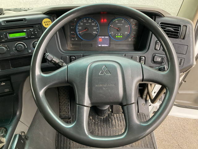 三菱ふそうスーパーグレートセーフティクレーン4段大型（10t）[写真34]