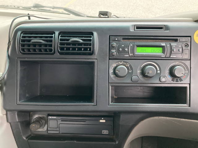 三菱ふそうスーパーグレートセーフティクレーン4段大型（10t）[写真37]