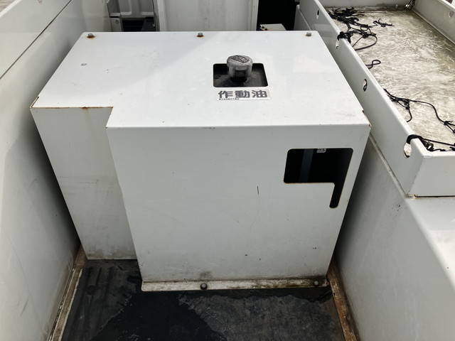 いすゞエルフ高所作業車小型（2t・3t）[写真11]