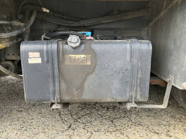 いすゞエルフ高所作業車小型（2t・3t）[写真25]