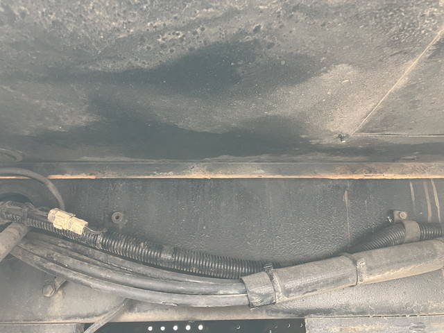 いすゞエルフ高所作業車小型（2t・3t）[写真28]