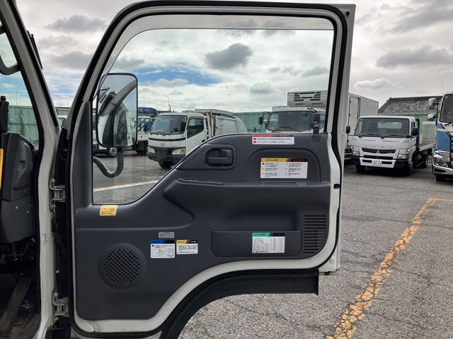 いすゞエルフ高所作業車小型（2t・3t）[写真32]