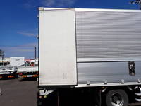 いすゞフォワードアルミウイング中型（4t）[写真14]