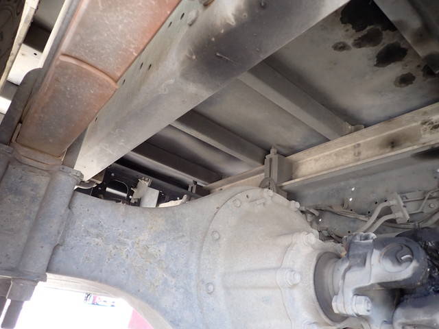 いすゞフォワードアルミウイング中型（4t）[写真23]