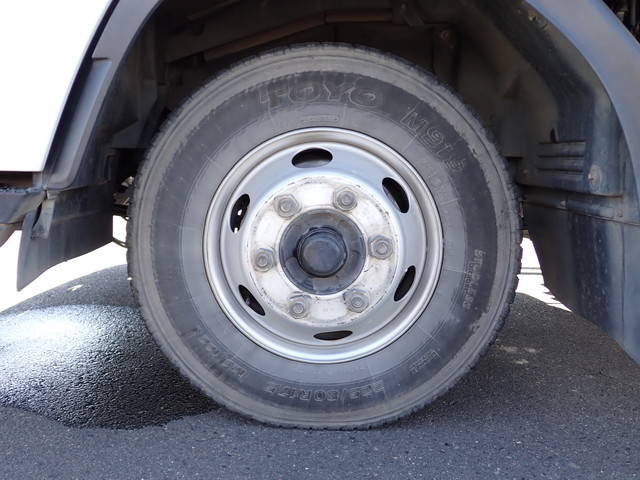 いすゞフォワードアルミウイング中型（4t）[写真25]