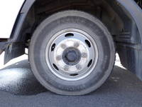 いすゞフォワードアルミウイング中型（4t）[写真26]