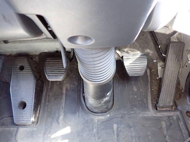 いすゞフォワードアルミウイング中型（4t）[写真29]