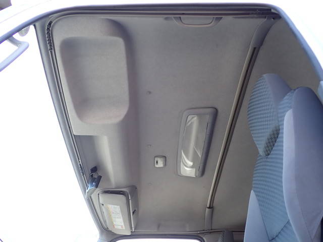 いすゞフォワードアルミウイング中型（4t）[写真35]