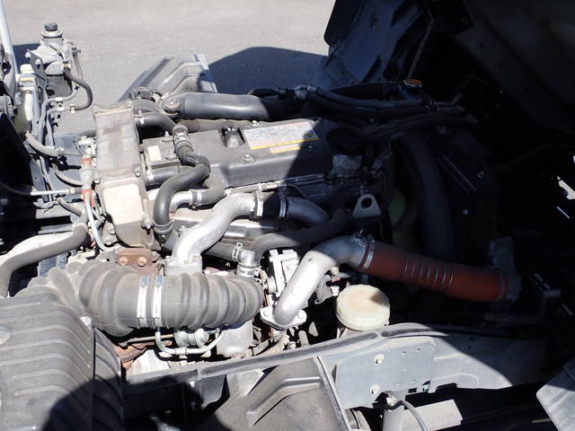 いすゞフォワードアルミウイング中型（4t）[写真39]