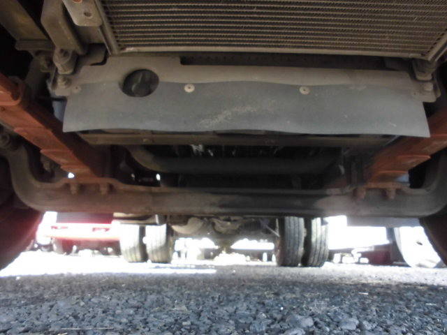 いすゞエルフバキュームカー小型（2t・3t）[写真18]