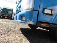 いすゞエルフバキュームカー小型（2t・3t）[写真28]