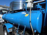 いすゞエルフバキュームカー小型（2t・3t）[写真08]