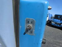 日野デュトロパッカー車（塵芥車）小型（2t・3t）[写真13]