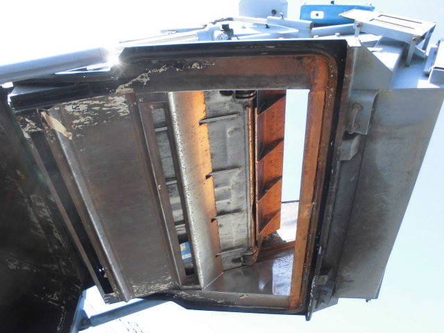 日野デュトロパッカー車（塵芥車）小型（2t・3t）[写真14]