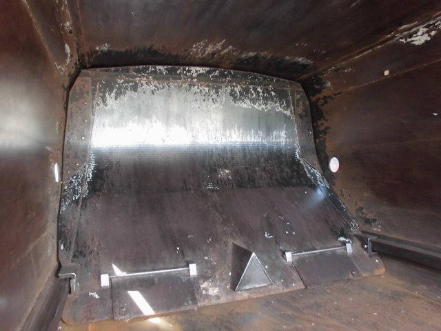 日野デュトロパッカー車（塵芥車）小型（2t・3t）[写真15]