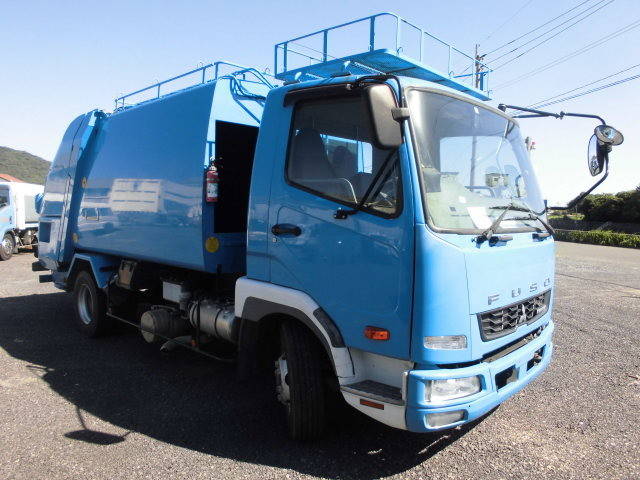 三菱ふそうファイターパッカー車（塵芥車）2014年(平成26年)TKG-FK71F