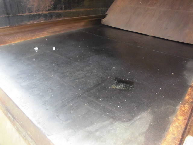 三菱ふそうファイターパッカー車（塵芥車）中型（4t）[写真12]