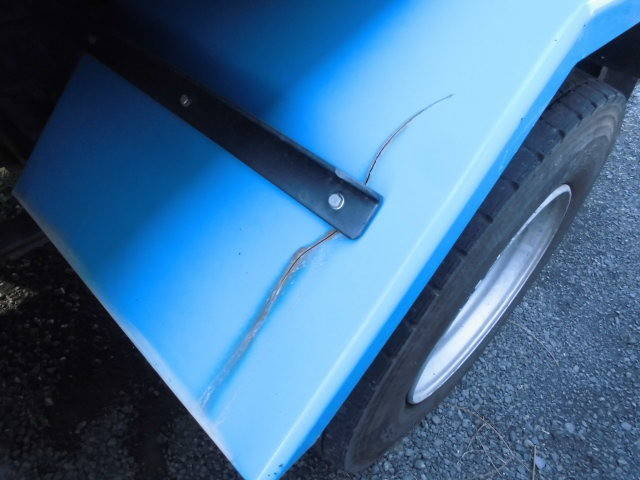 三菱ふそうファイターパッカー車（塵芥車）中型（4t）[写真34]