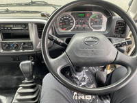 日野レンジャー平ボディ中型（4t）[写真11]