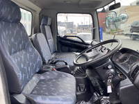 日野レンジャー平ボディ中型（4t）[写真09]